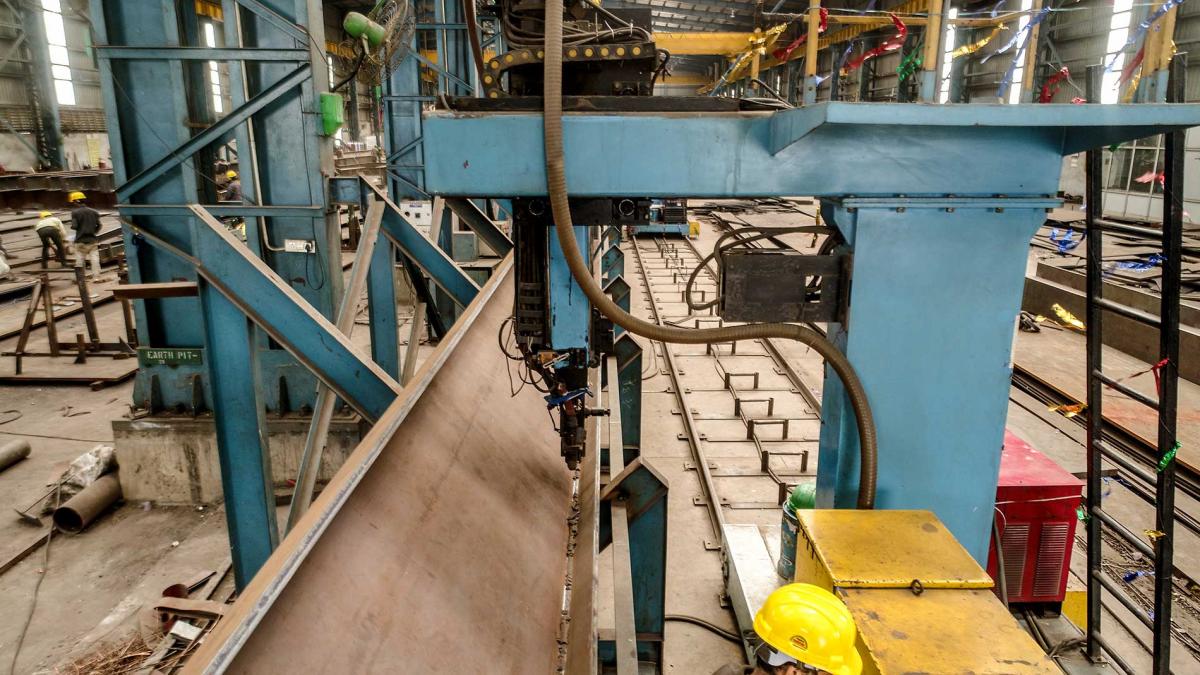 Automatic SAW Welding Station